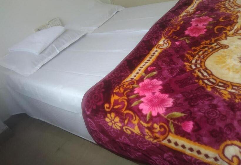 اتاق استاندارد با بالکن, Dev Hotel Mansarovar