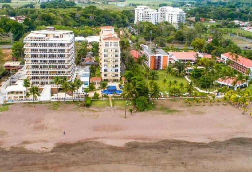 اتاق لوکس با چشم‌انداز دریا, Acqua Residences
