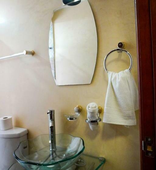 اتاق استاندارد با سرویس بهداشتی مشترک, Hostal Chocolate Calenda