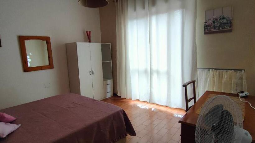 اتاق استاندارد با چشم‌انداز کوهستان, La Dimora Dei Tramonti Affittacamere Torcigliano