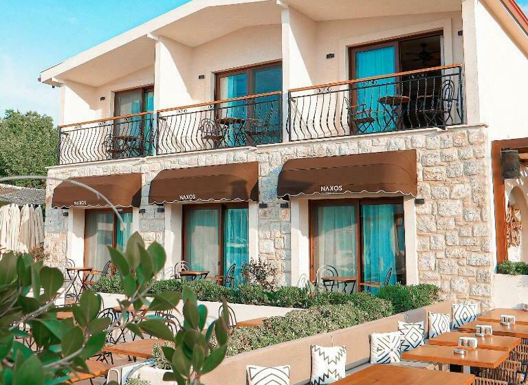اتاق استاندارد با بالکن و چشم‌انداز دریا, Naxos Beach