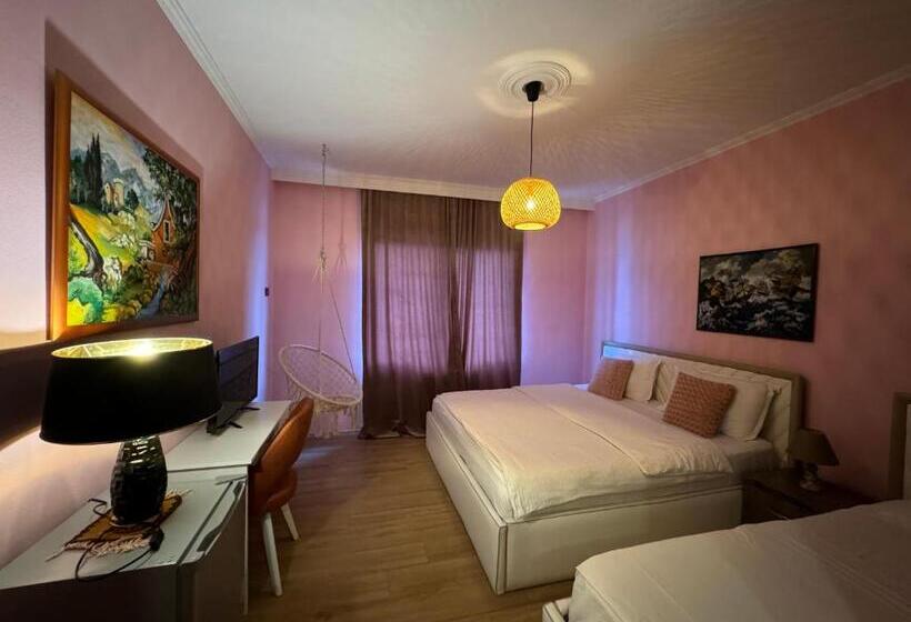 اتاق ساده سه‌ نفره, Misk Hotel & Resort