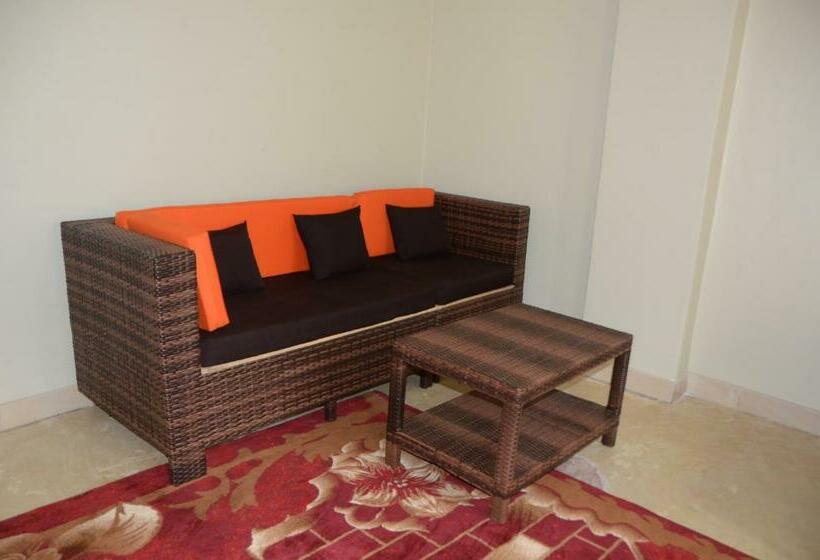 سوییت خانوادگی, Wamala Resort Hotel Ssese