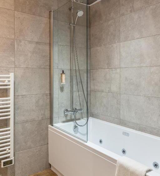 سوییت خانوادگی, Mercure Toulouse Aeroport Blagnac