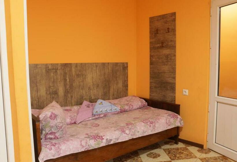 اتاق استاندارد, Styopa