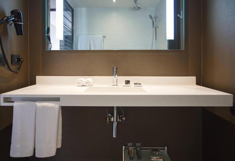 اتاق استاندارد با تخت بزرگ, Ac Hotel By Marriott Panama City