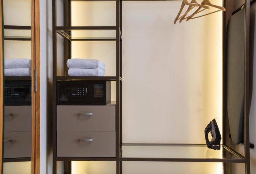 اتاق استاندارد با تخت بزرگ, Ac Hotel By Marriott Panama City