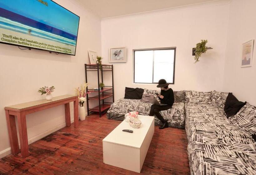 تختخواب در اتاق مشترک, Podbed Coogee Beachside