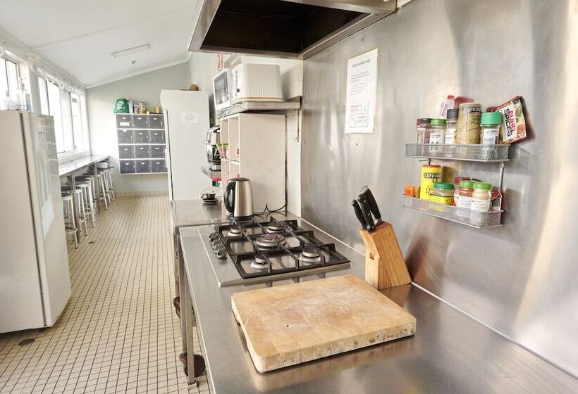 تختخواب در اتاق مشترک, Podbed Coogee Beachside