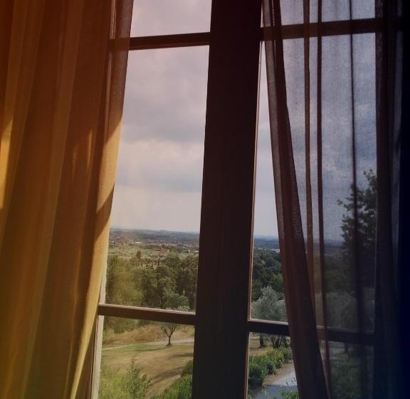 سوئیت کلاسیک, La Foresteria Golf Montecatini Terme