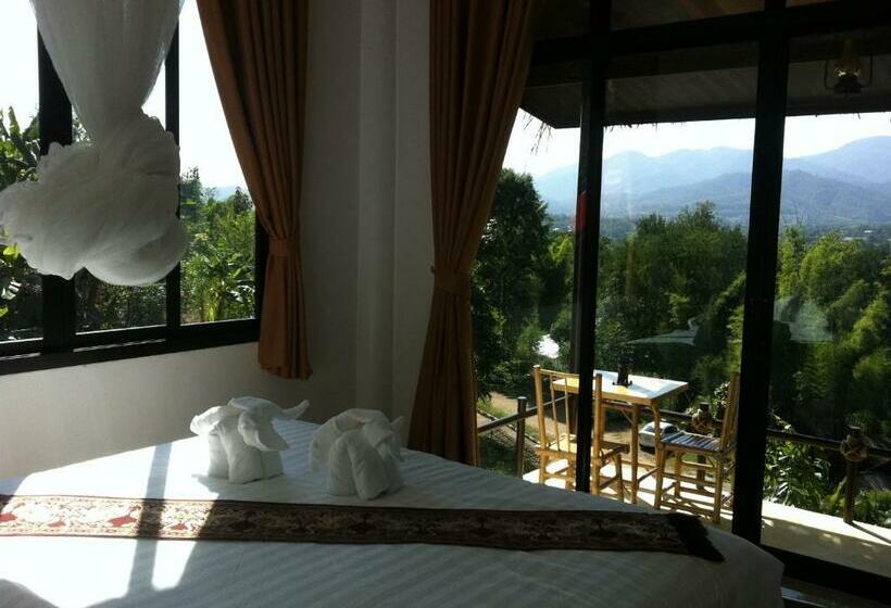 اتاق لوکس با وان آب گرم, Changpai Hill