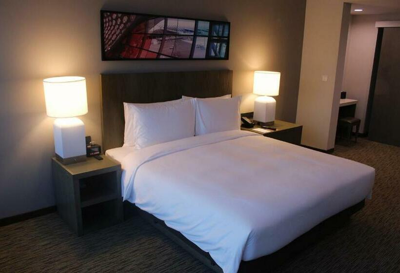 سوئیت با تخت بزرگ, Hyatt House Shenzhen Airport