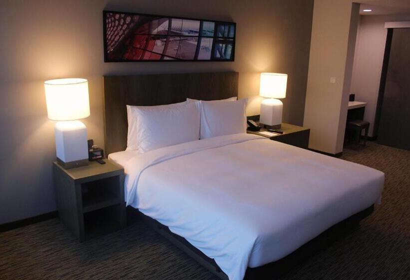 اتاق استاندارد با تخت بزرگ, Hyatt House Shenzhen Airport