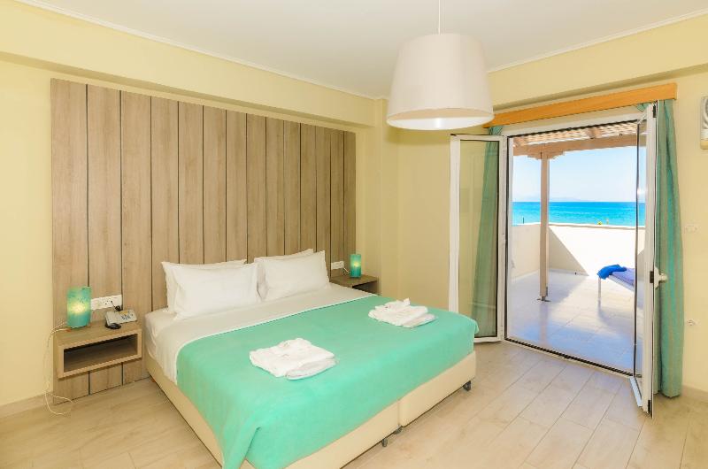 اتاق لوکس با چشم‌انداز دریا, Iakinthos Tsilivi Beach