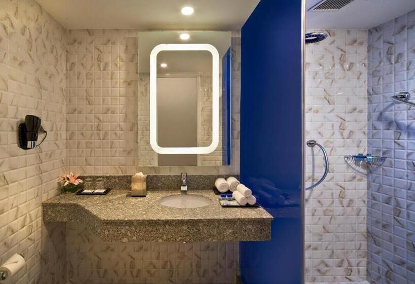 스위트, Park Inn By Radisson Amritsar Airport