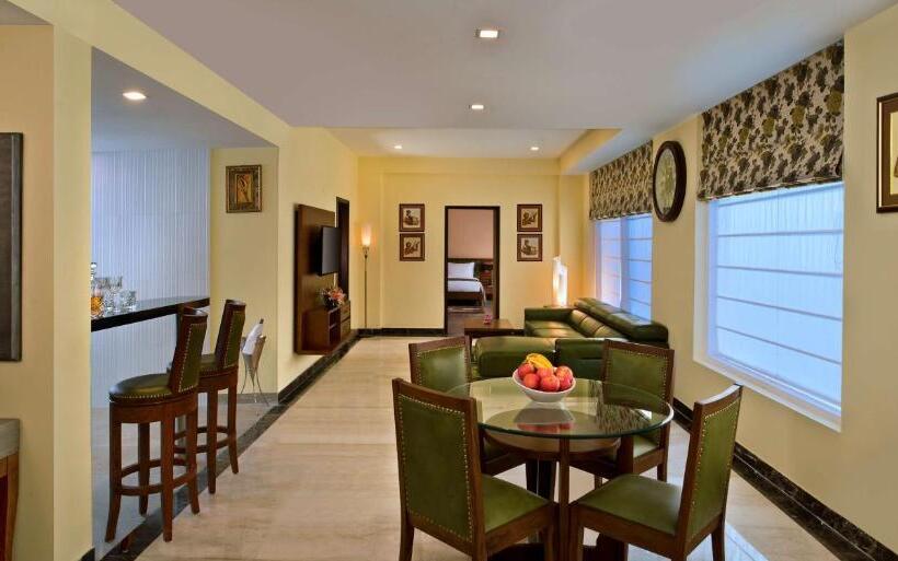 스위트, Park Inn By Radisson Amritsar Airport