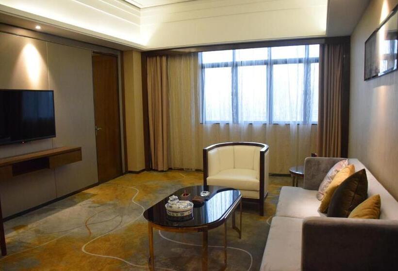 سوئیت اجرایی با تخت کینگ, Ramada Foshan