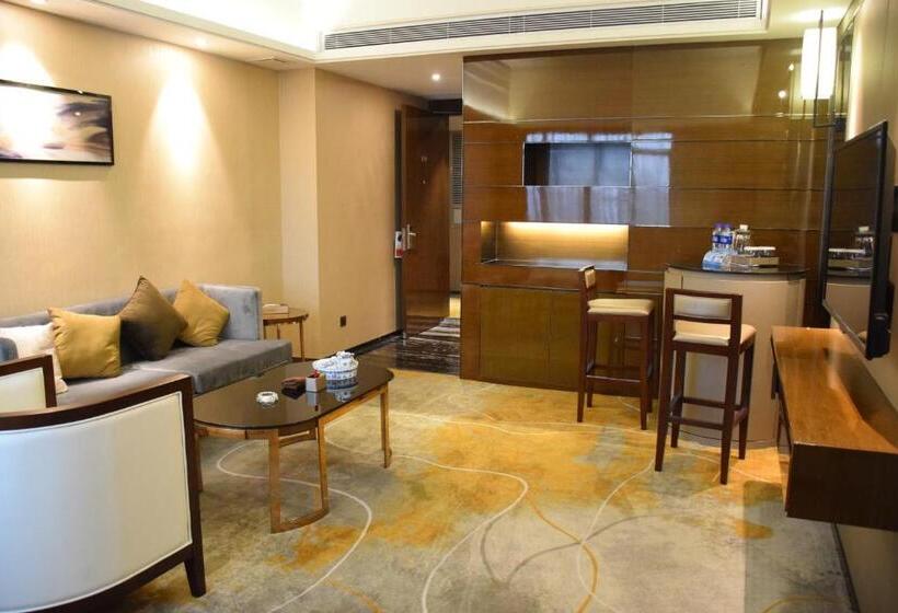 سوئیت اجرایی با تخت کینگ, Ramada Foshan