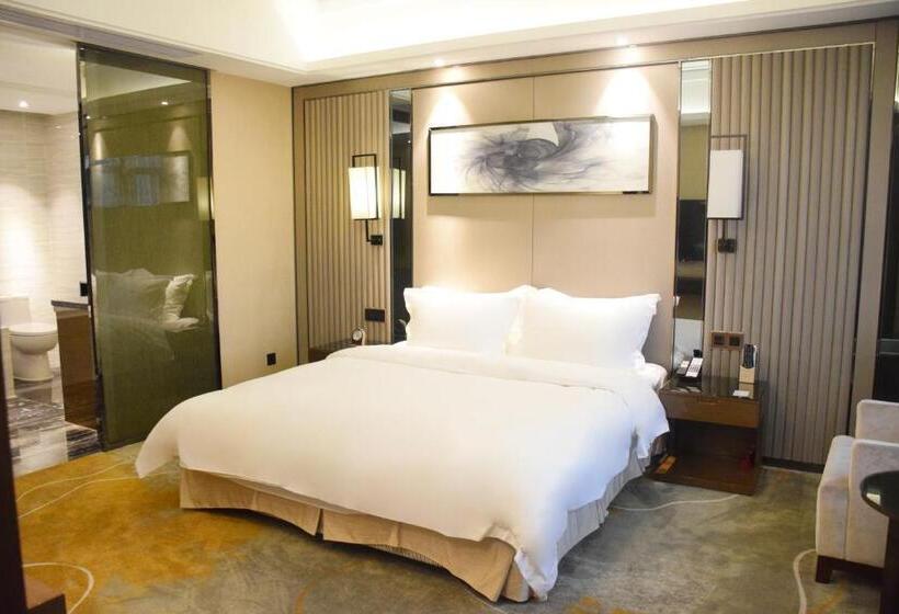 سوئیت اجرایی با تخت کینگ, Ramada Foshan