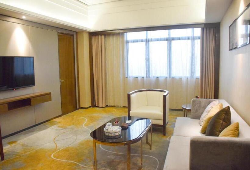 سوئیت با تخت بزرگ, Ramada Foshan