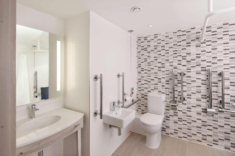 اتاق استاندارد, Ramada Foshan