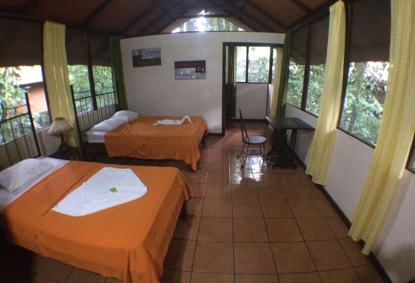 کابین, Rana Roja Lodge