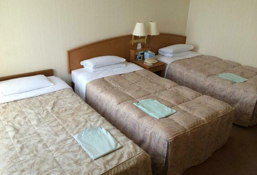 اتاق استاندارد سه نفره, Sky Hotel Uozu Annex