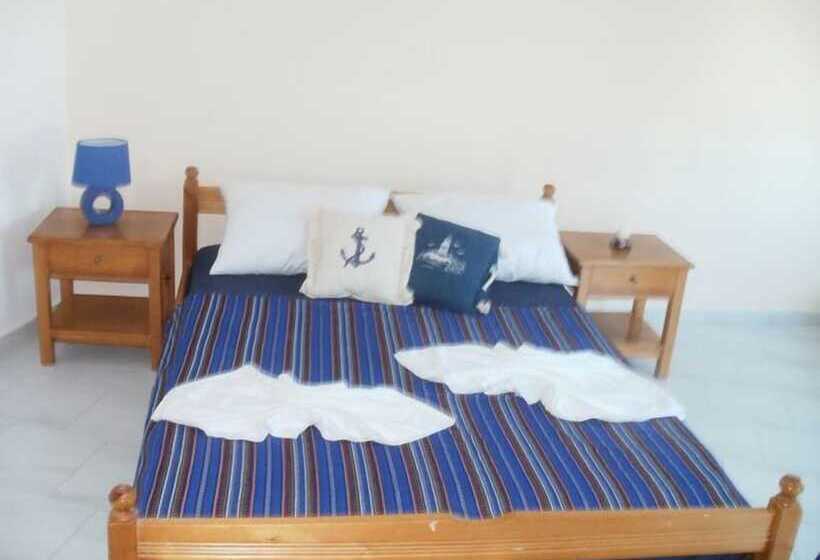 استودیوی استاندارد, Seashell Apartments