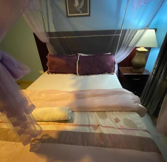 اتاق استاندارد یک نفره, Bliss Hotel Nansana