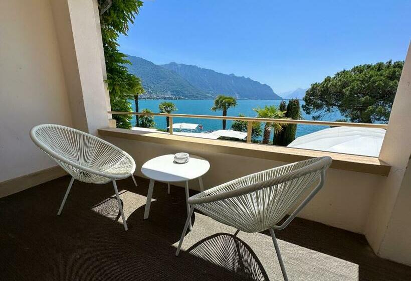 غرفة قياسية ثلاثية مزودة بشرفة, Jetty Montreux