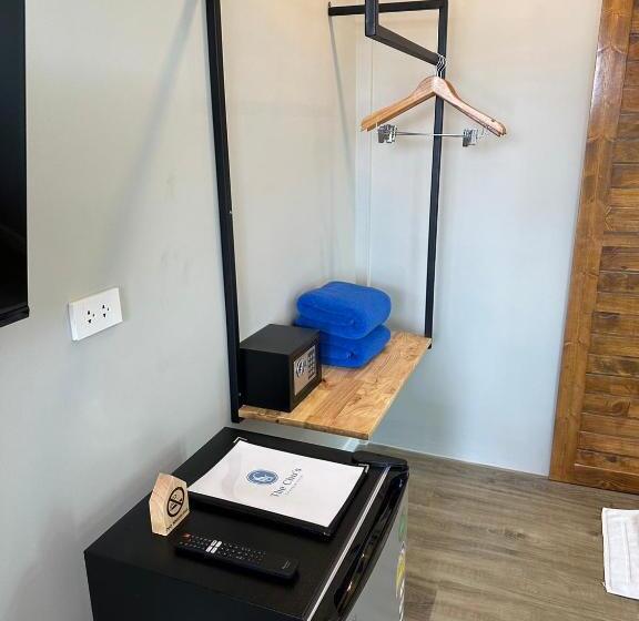 اتاق استاندارد, The Chu’s Boutique