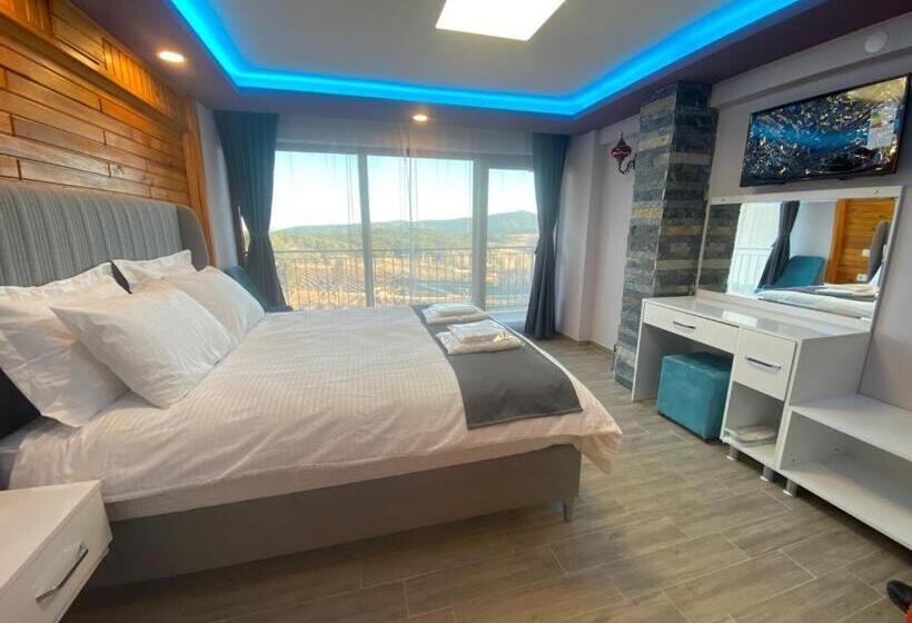带阳台套房, La Vie En Rose Hotel By Sogutdagi Isparta