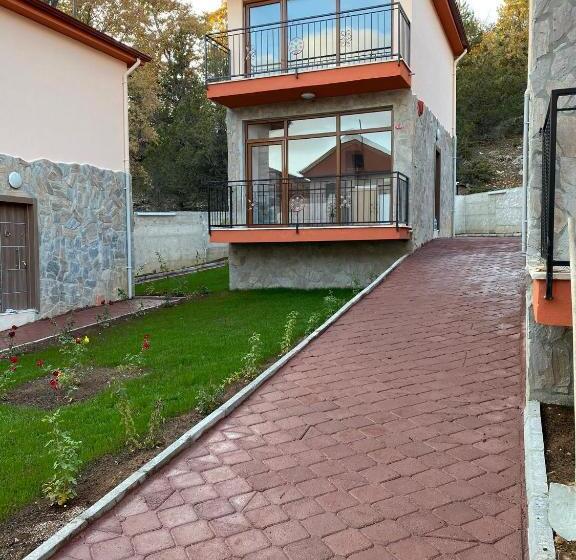 带阳台套房, La Vie En Rose Hotel By Sogutdagi Isparta