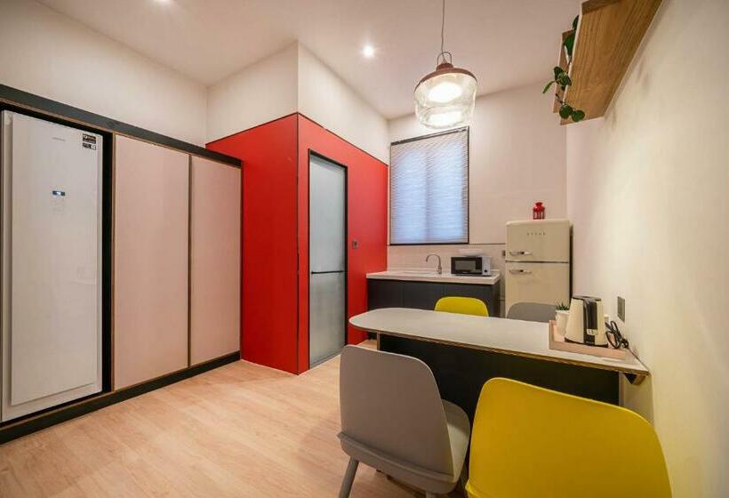 سوئیت با تخت بزرگ, Kids Hotel Sangsang Play
