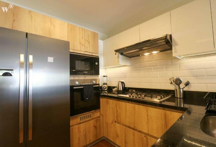 آپارتمان 1 خوابه با بالکن, Alcanfores 1262 By Wynwood House