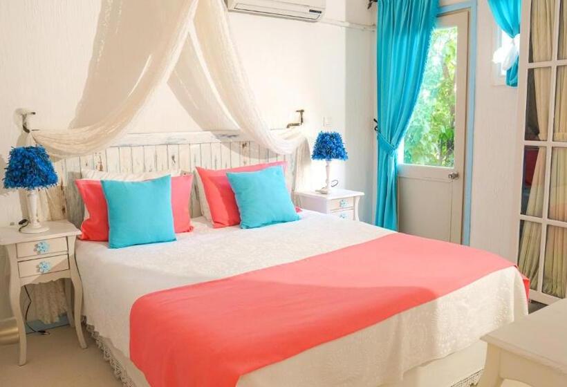 اتاق لوکس, Ayşece Boutique