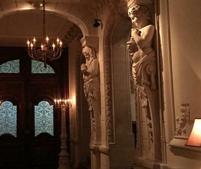 اتاق استاندارد با سرویس بهداشتی مشترک, Maison D Hercule