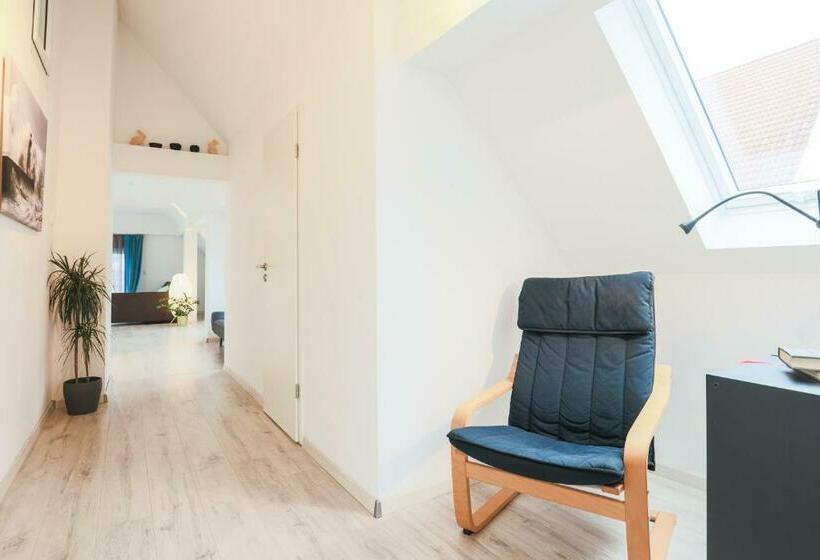 سوییت لوکس, Arbio I Cozy Apartments Augsburg Lechhausen