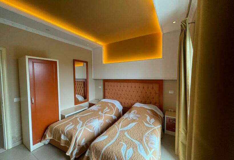 اتاق استاندارد با بالکن, Kthella Resort