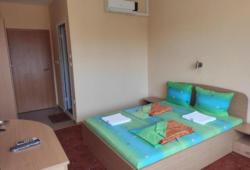 اتاق استاندارد با بالکن, Sunny House Apartments