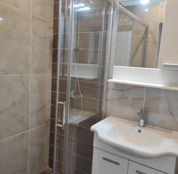 آپارتمان 1 خوابه با بالکن, Sunny House Apartments