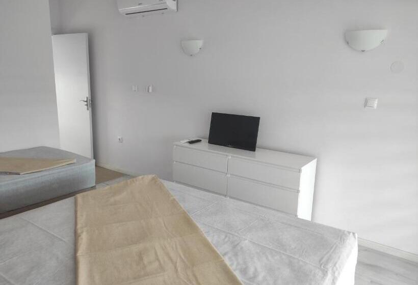 آپارتمان 1 خوابه با بالکن, Sunny House Apartments