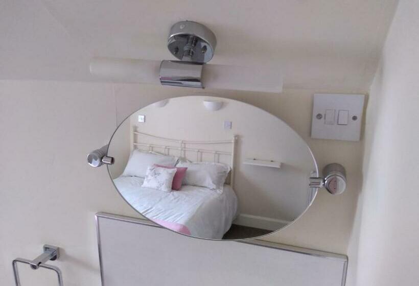اتاق استاندارد یک نفره, Atherstone Guest House