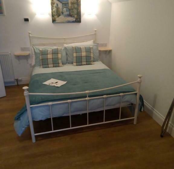 اتاق استاندارد, Atherstone Guest House