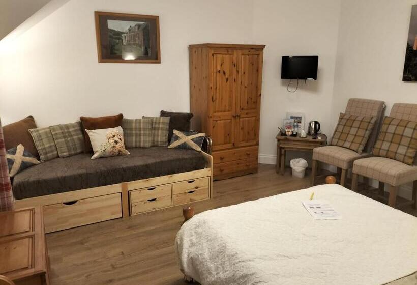 اتاق خانوادگی, Atherstone Guest House