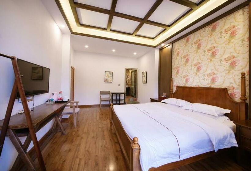 اتاق لوکس با چشم‌انداز دریا, Fenghuang Slowly Time Inn