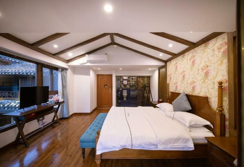 اتاق لوکس با چشم‌انداز دریا, Fenghuang Slowly Time Inn