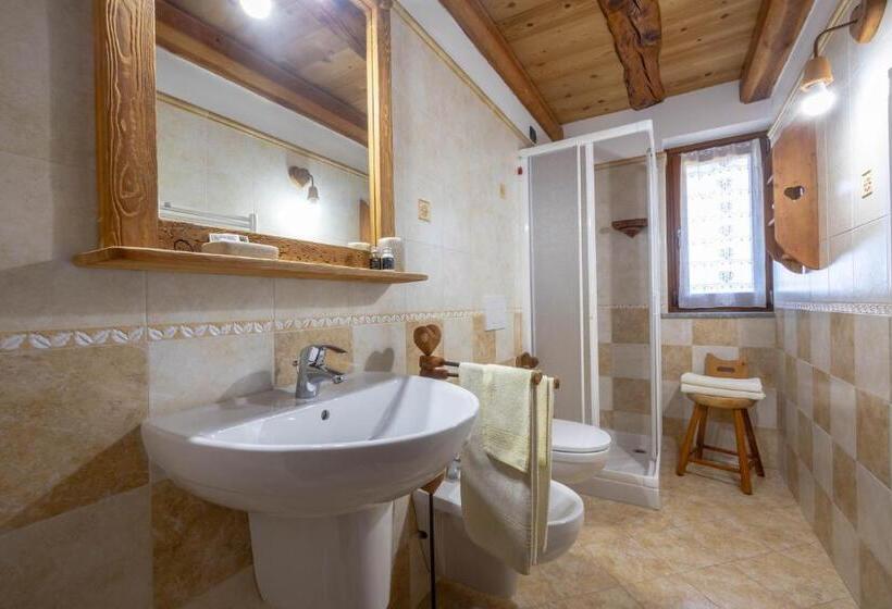 اتاق لوکس, Le Coin Des Mélèzes   Nature, Trek & Ski