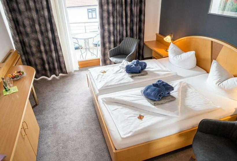 اتاق استاندارد با بالکن, Thermenclubhotel All In