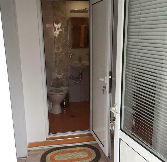 اتاق استاندارد, Guest House Shotarovi